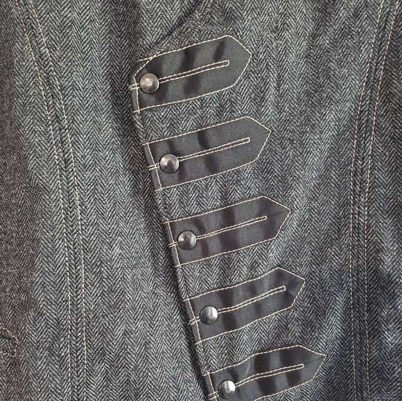 Volante Design Harker Vest - Picture 3 of 4
